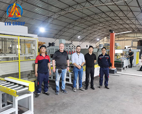 Customers visit the wet cast production line equipment