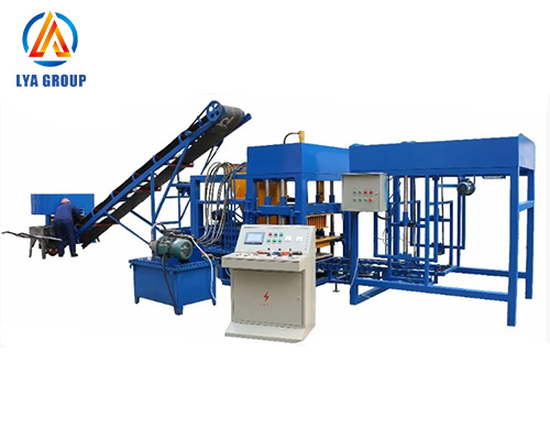 Auto brick machine